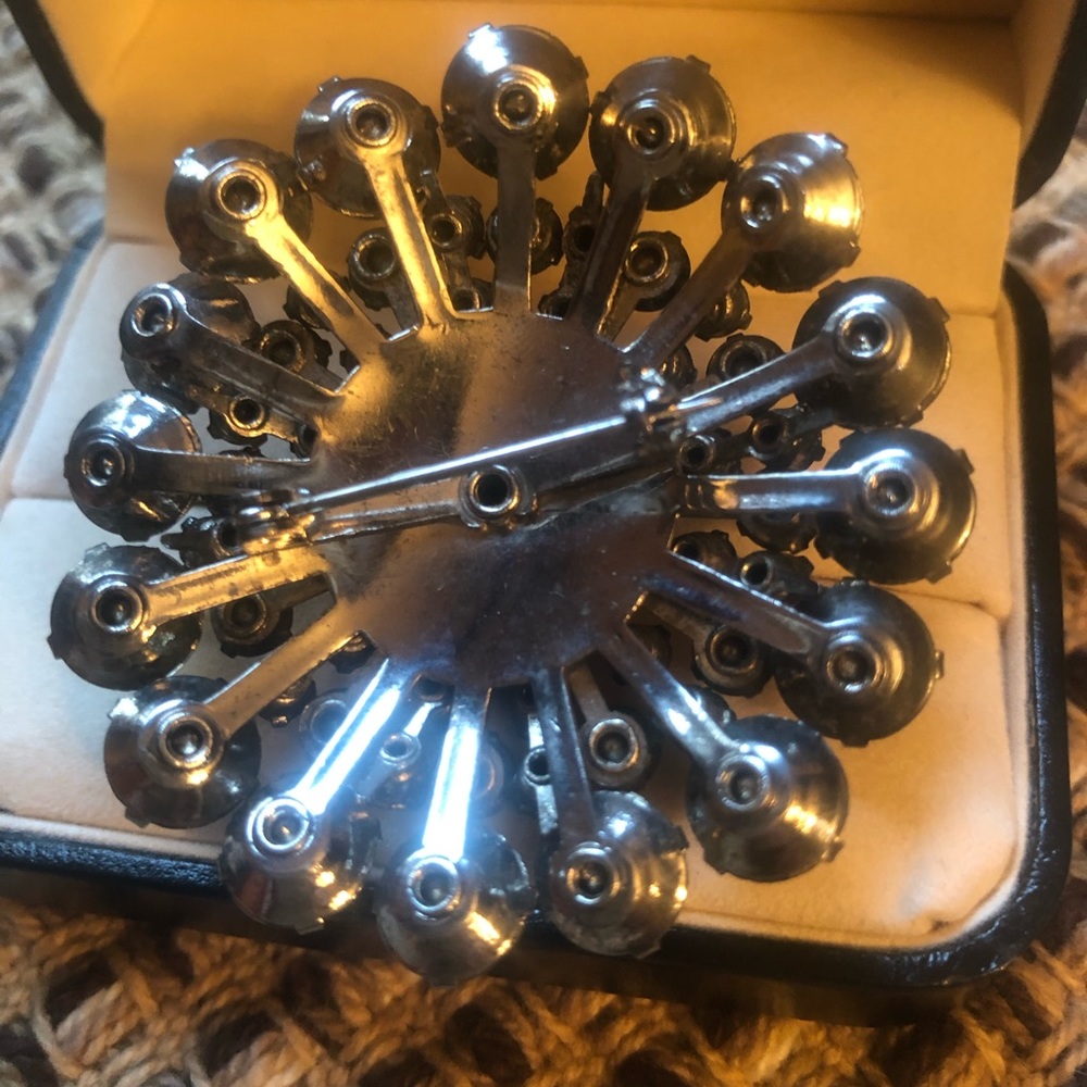 Vintage Rhinestone Brooch - Picture 3 of 7